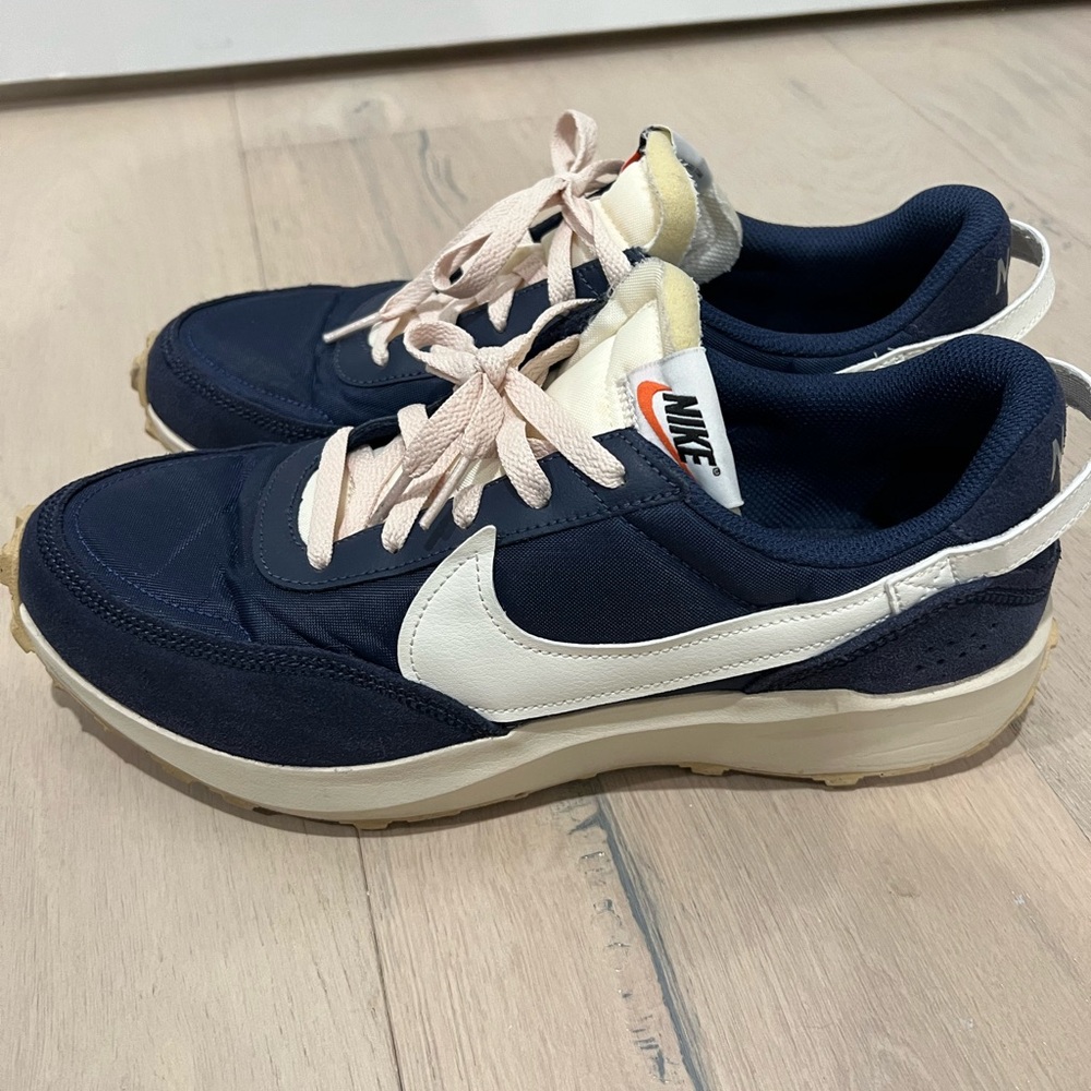 Nike Waffle Debut